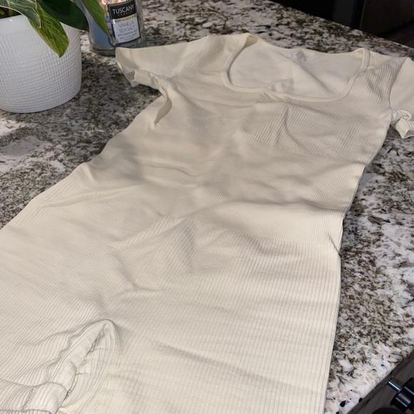 Romper - Picture 3 of 7